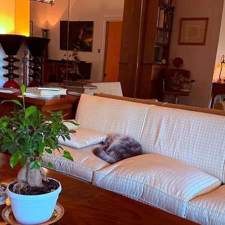Casa Omaggio - Luxury Museum Alloggio in famiglia Roma